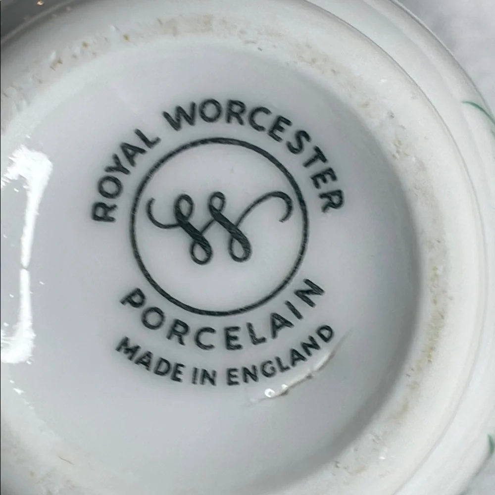 Vintage Royal Worcester Porcelain Egg Coddler Made in England - Screw on Lid